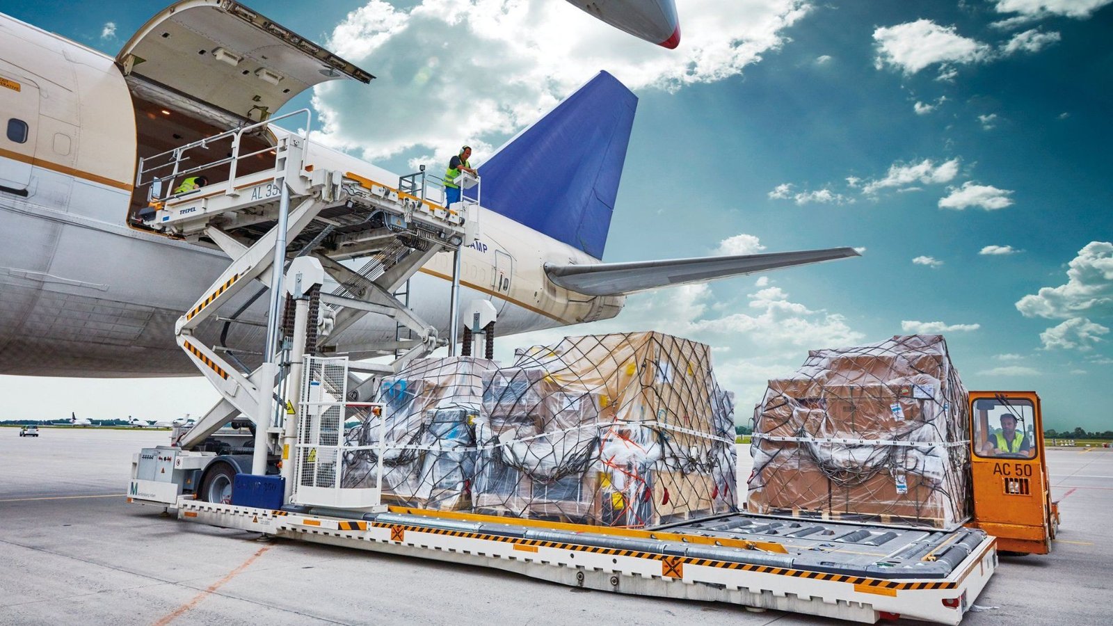 A Comprehensive Guide to Air Freight Services