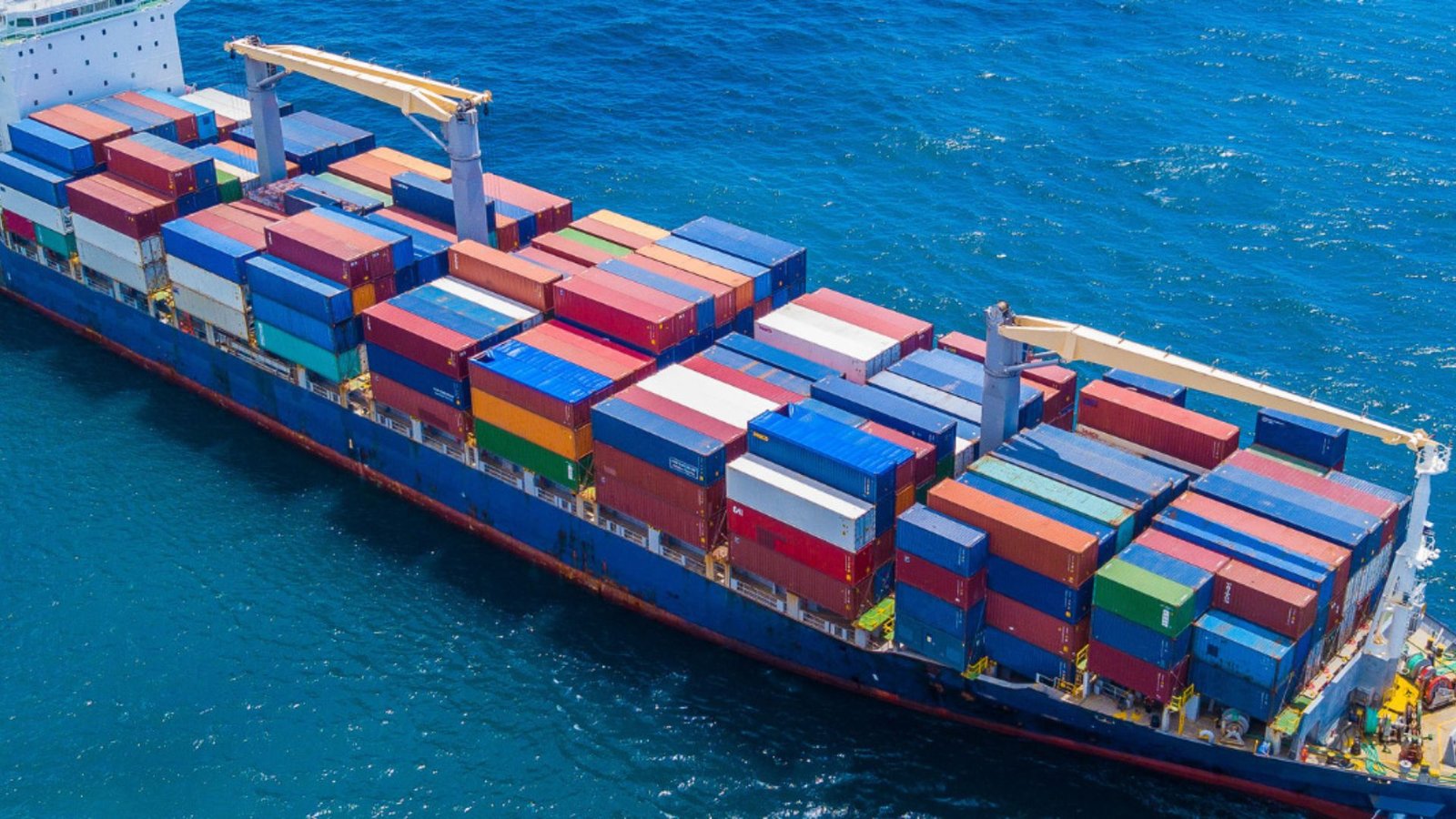 Choosing the Right Air Freight Service for Your Business Needs