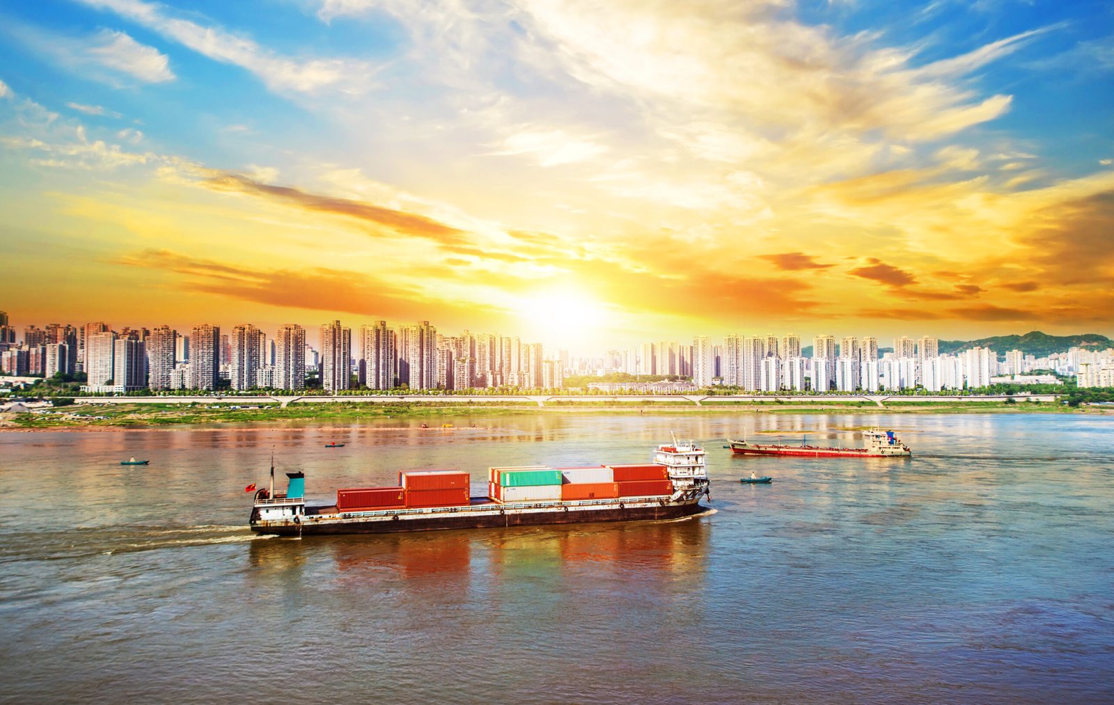 Everything You Need to Know About Sea Cargo Services in Dubai